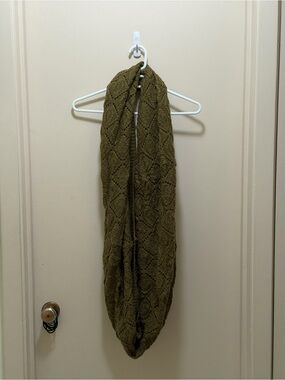 H&M Olive Green Knit Infinity Scarf